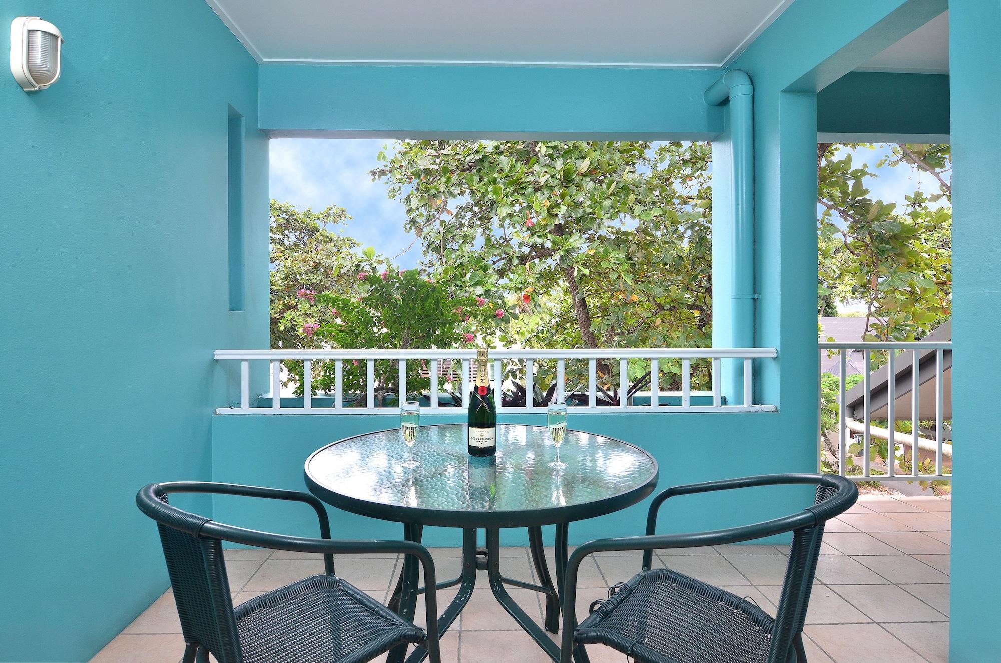 Le Cher Du Monde Adults Only Port Douglas Exterior photo